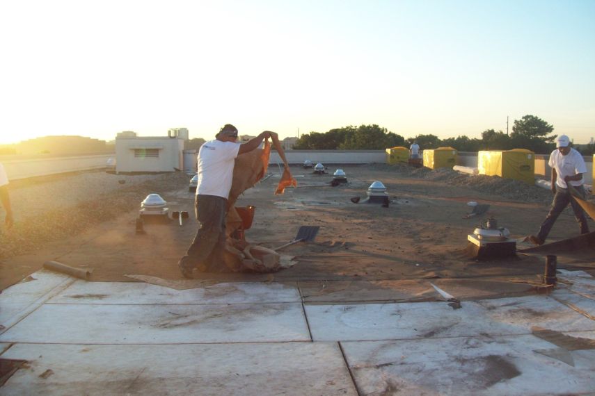 Modified Bitumen roof in process